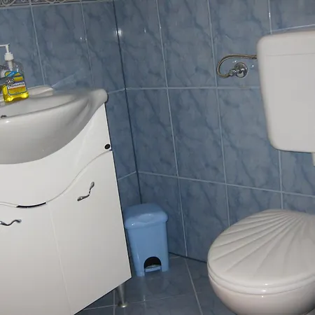 بيت ضيافة House Iliskovic هفار