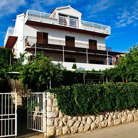 بيت ضيافة House Iliskovic 3*